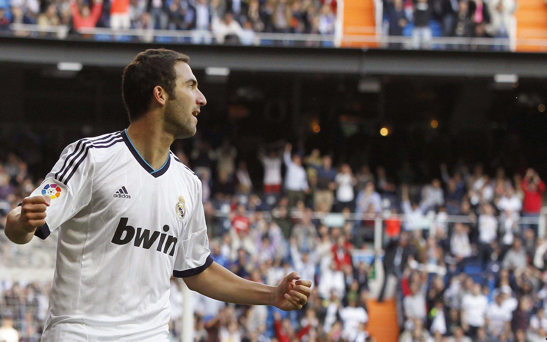 铿锵玫瑰再绽放!中国女足逆转夺冠,亚洲杯赛场展现不屈斗志