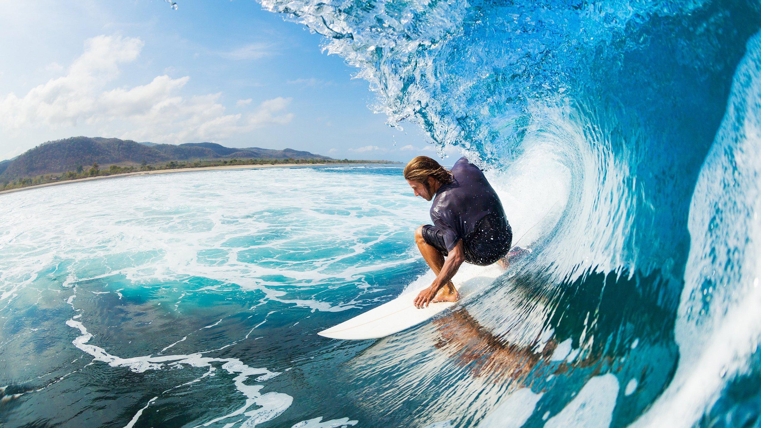 纳达尔关键破发点制胜 鏖战五盘逆转晋级法网四强