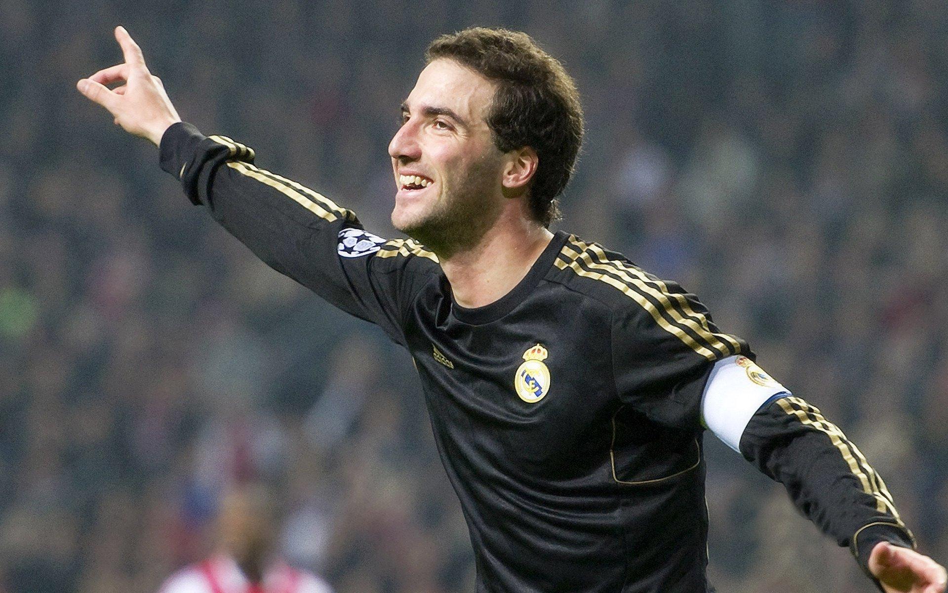 自由式滑雪世界杯中国站圆满落幕，本土新星闪耀雪场